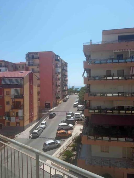 Casa Nuvola Rossa Kr7 * Crotone